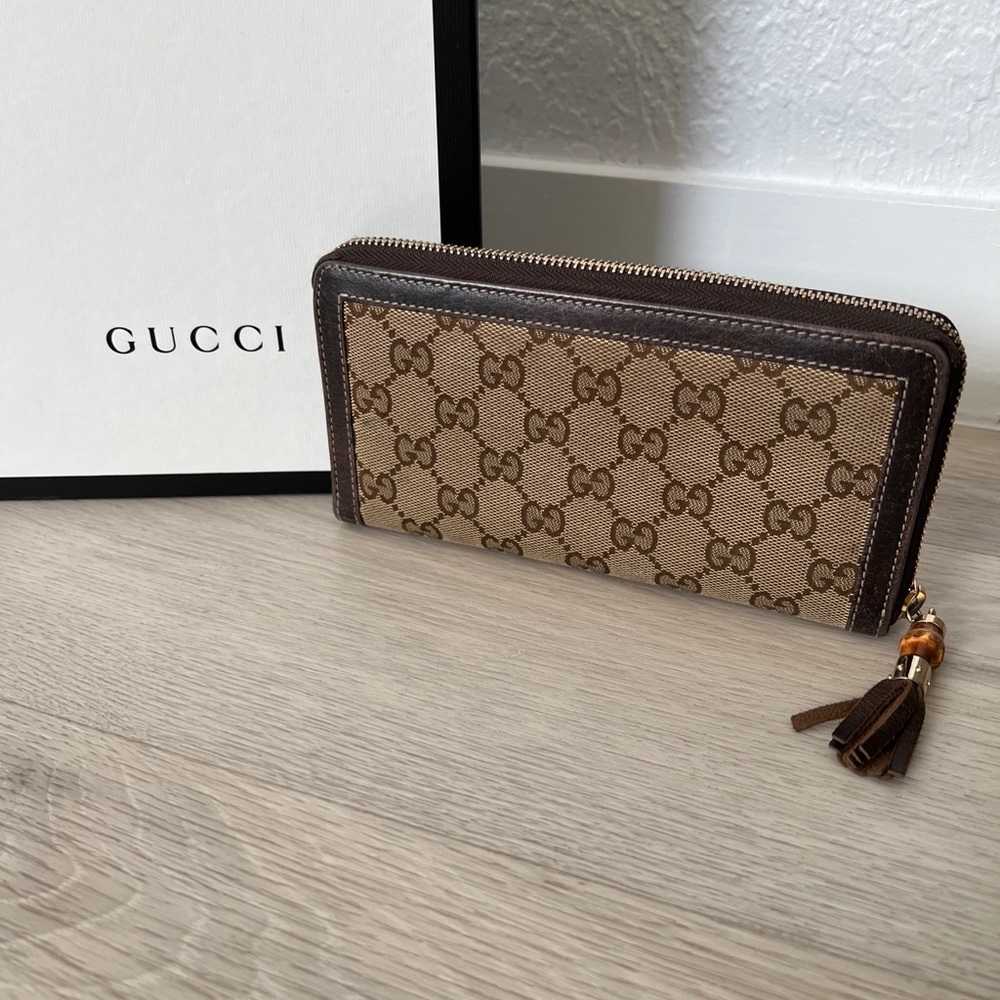Authentic GUCCI Brown Beige Bamboo GG Guccissima Leather Zip  Large Wallet